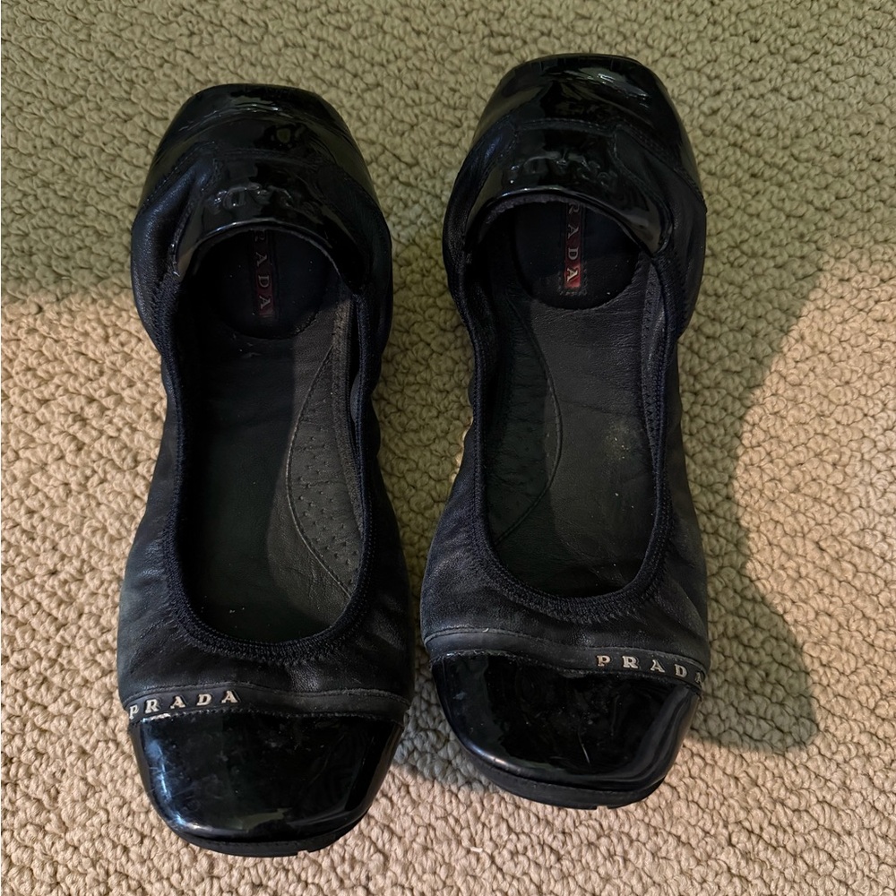Prada Women's Black Patent Leather Flats - image 4